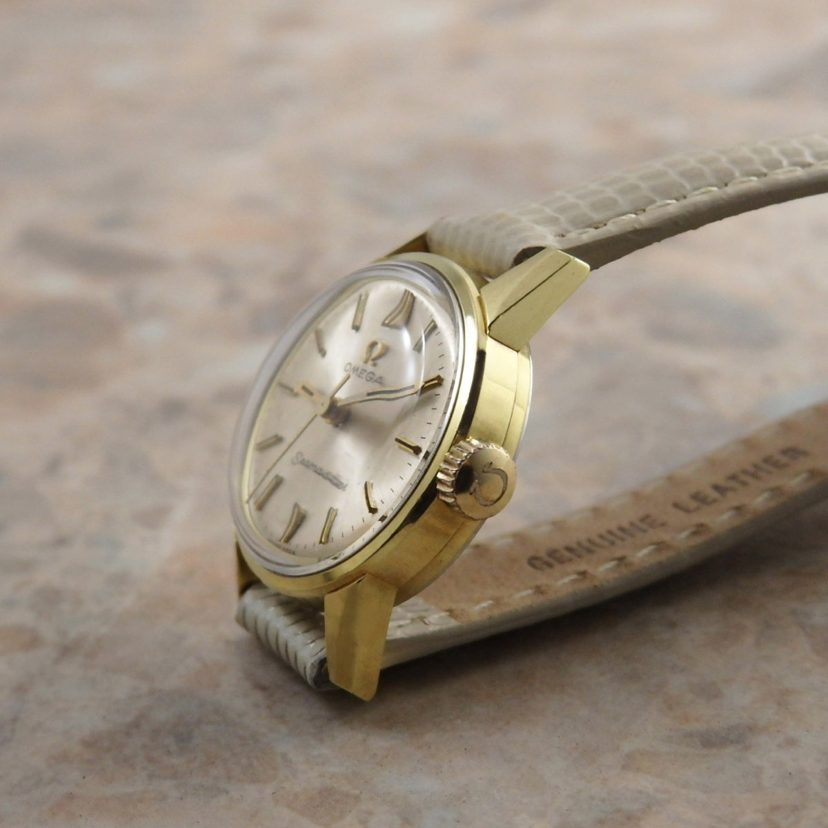 腕時計オメガ　アンティーク　シーマスター オメガ OMEGA シーマスター アンティーク 時計 レディース