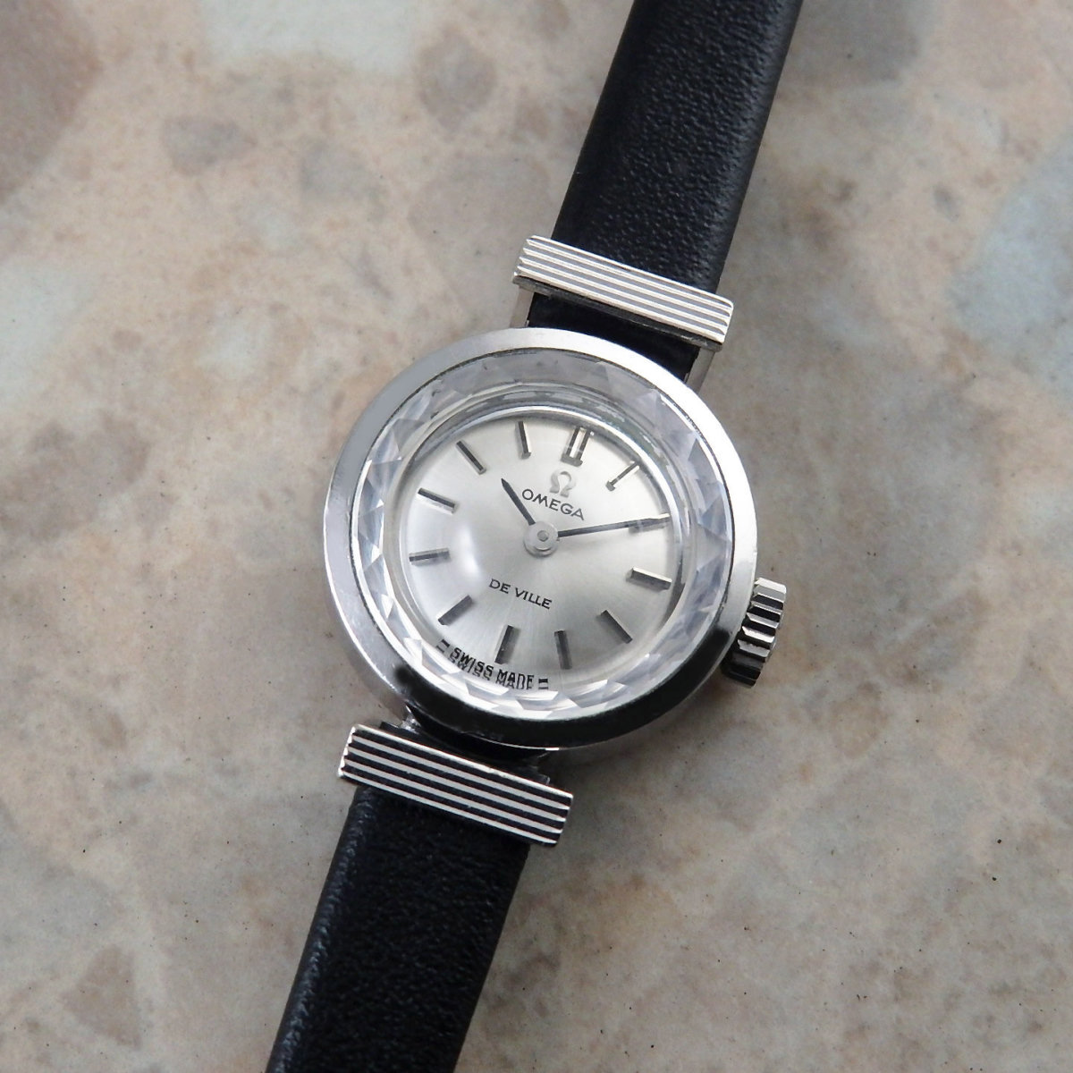 オメガ 70's レディースアンティーク 腕時計 希少 フードラグ 1970年
