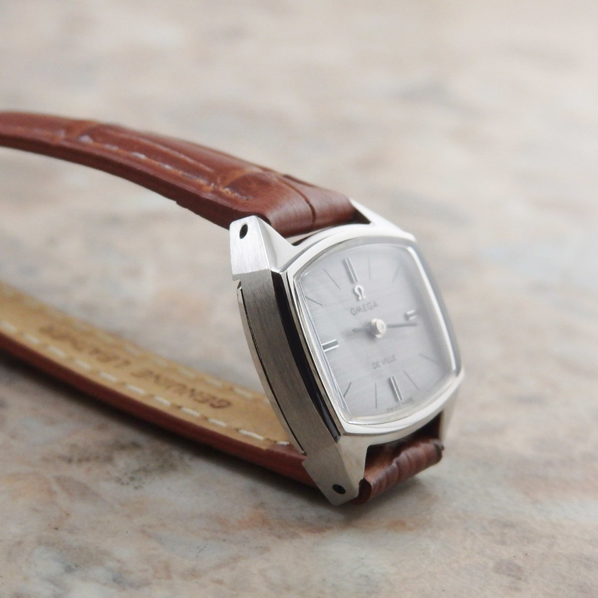 オメガ 1970's レディース時計 アンティーク Ref. 511.338 1970年製腕時計