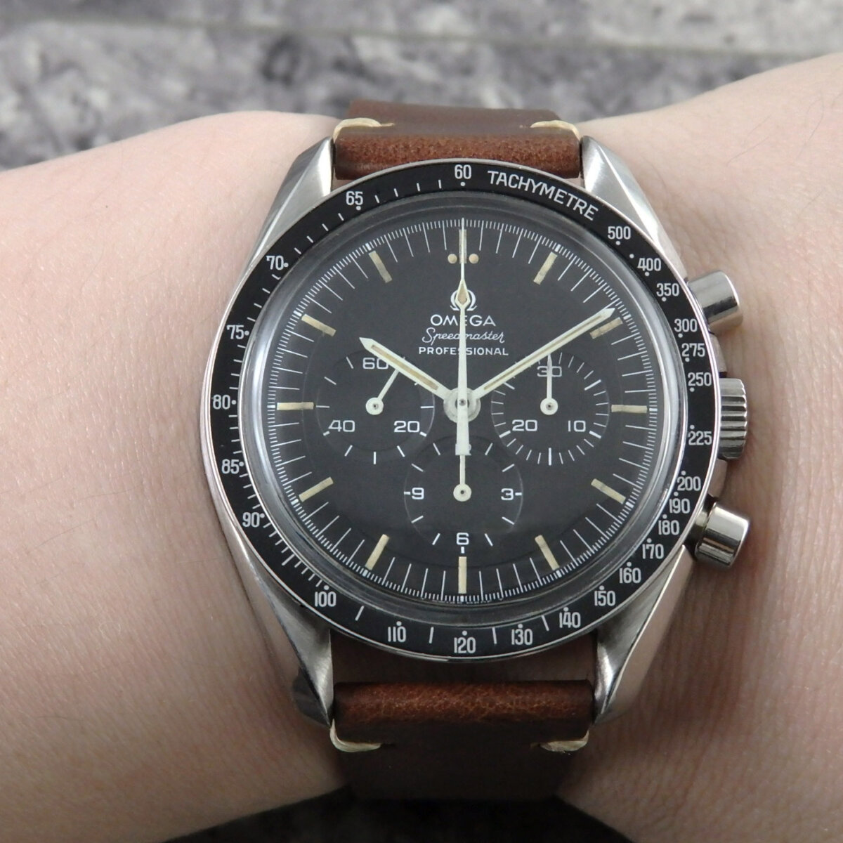 オメガ スピードマスター プロフェッショナル 手巻き式 OMEGA