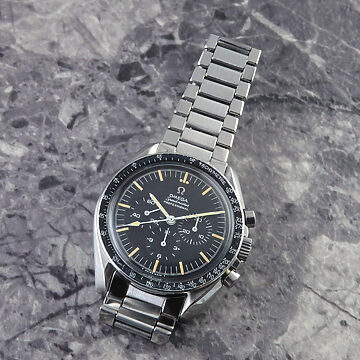 オメガ スピードマスター 希少 CB case Ref.105.012 1967年製 キャタピラブレス 正面全体