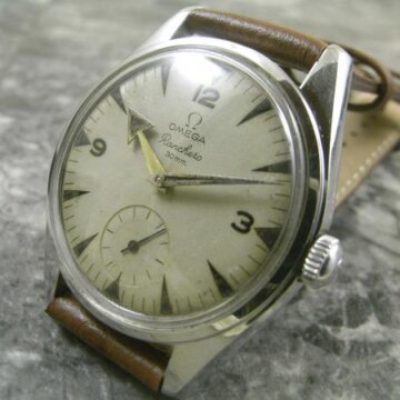 オメガ ランチェロ アローハンド 1958年 最初期型 スモセコ 2990-1 希少Ωマーク竜頭 正面全体
