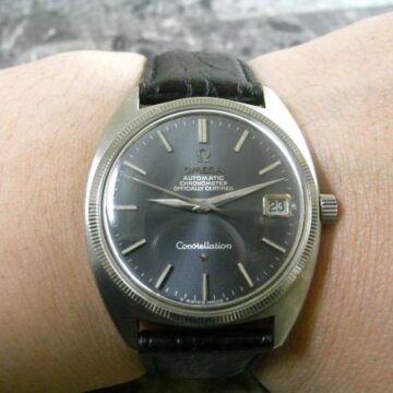 オメガ・OMEGA Cライン コンステレーション ホワイトゴールドベゼル デイトタイプ 1967年 背面