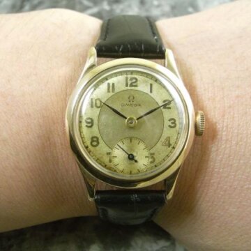 オメガ 金無垢 ピンクゴールド スモールセコンド ラウンドケース 1948年 背面