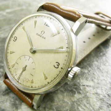 オメガ OMEGA 30mm キャリバー クサビ 稀少 シリンダーケース 1945年 正面全体