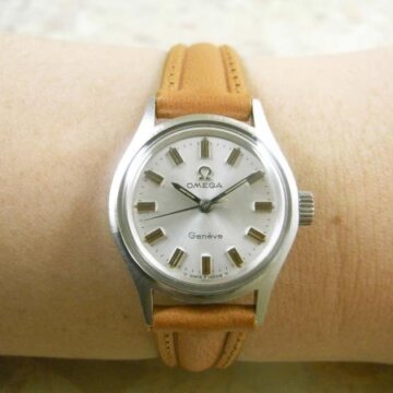 オメガ・OMEGA ラウンド 手巻き レディース アンティーク 1970年式 背面