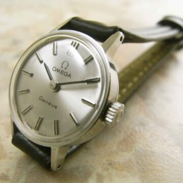 OMEGA オメガ レディースウォッチ アンティーク時計 ラウンドタイプ 正面全体