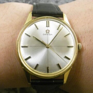 オメガ・OMEGA アンティーク クロスライン ノンデイト 手巻き 背面