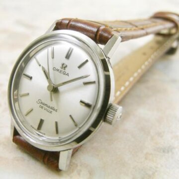 オメガ(OMEGA) シーマスター レディースサイズ アンティーク 正面全体