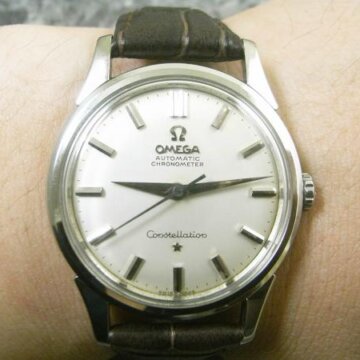 オメガ・OMEGA コンステレーション クロノメーター アンティーク 天文台メダリオン 背面