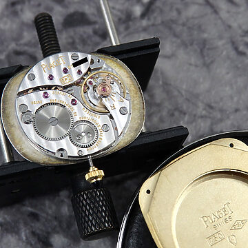 PIAGET ピアジェ Bark Finish 18K Gold Ref.9251 VINTAGE ムーブメント