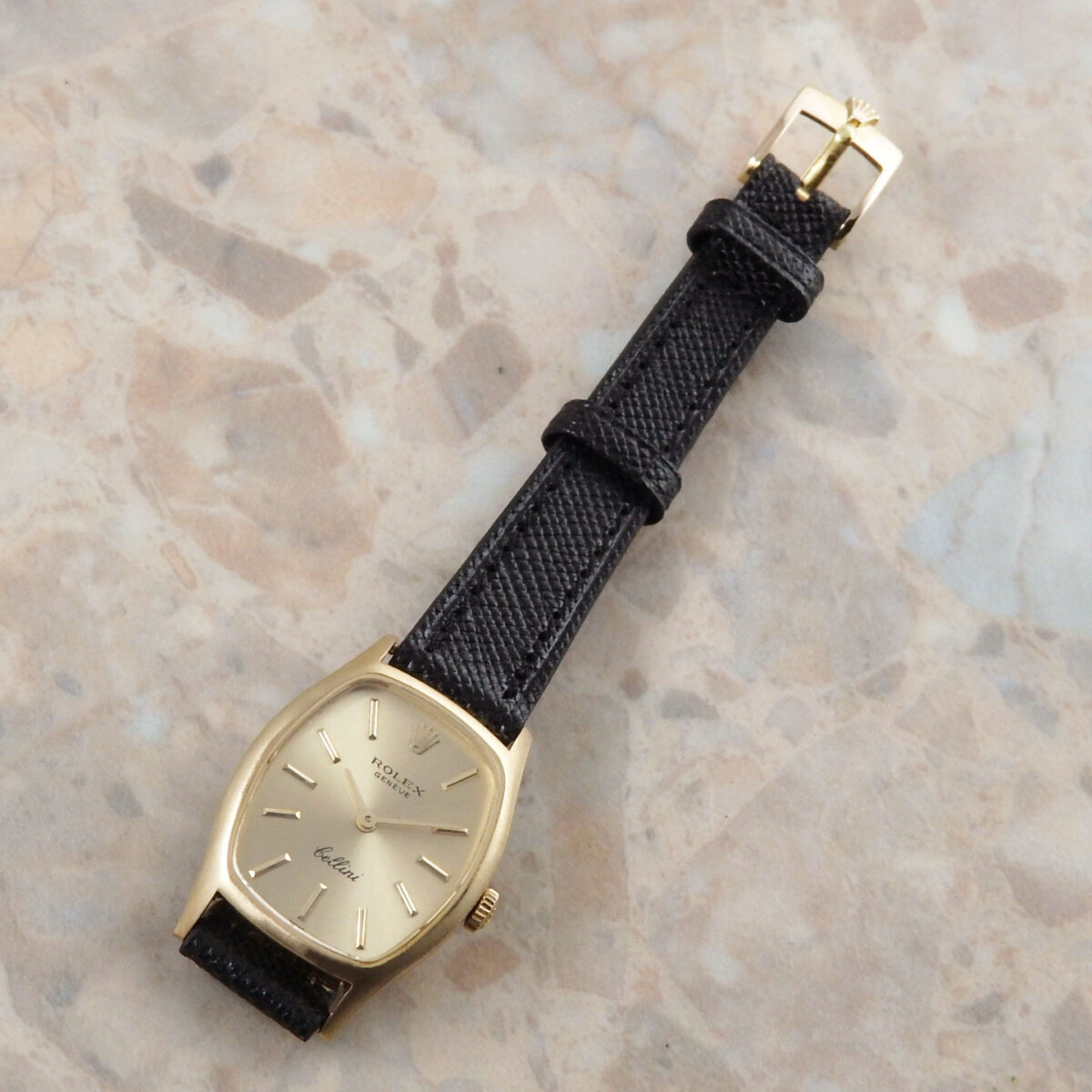 アンティーク ロレックス 1939年 ROLEX Art Deco 18KYG Oval Case 手巻（1939年 ロレックス