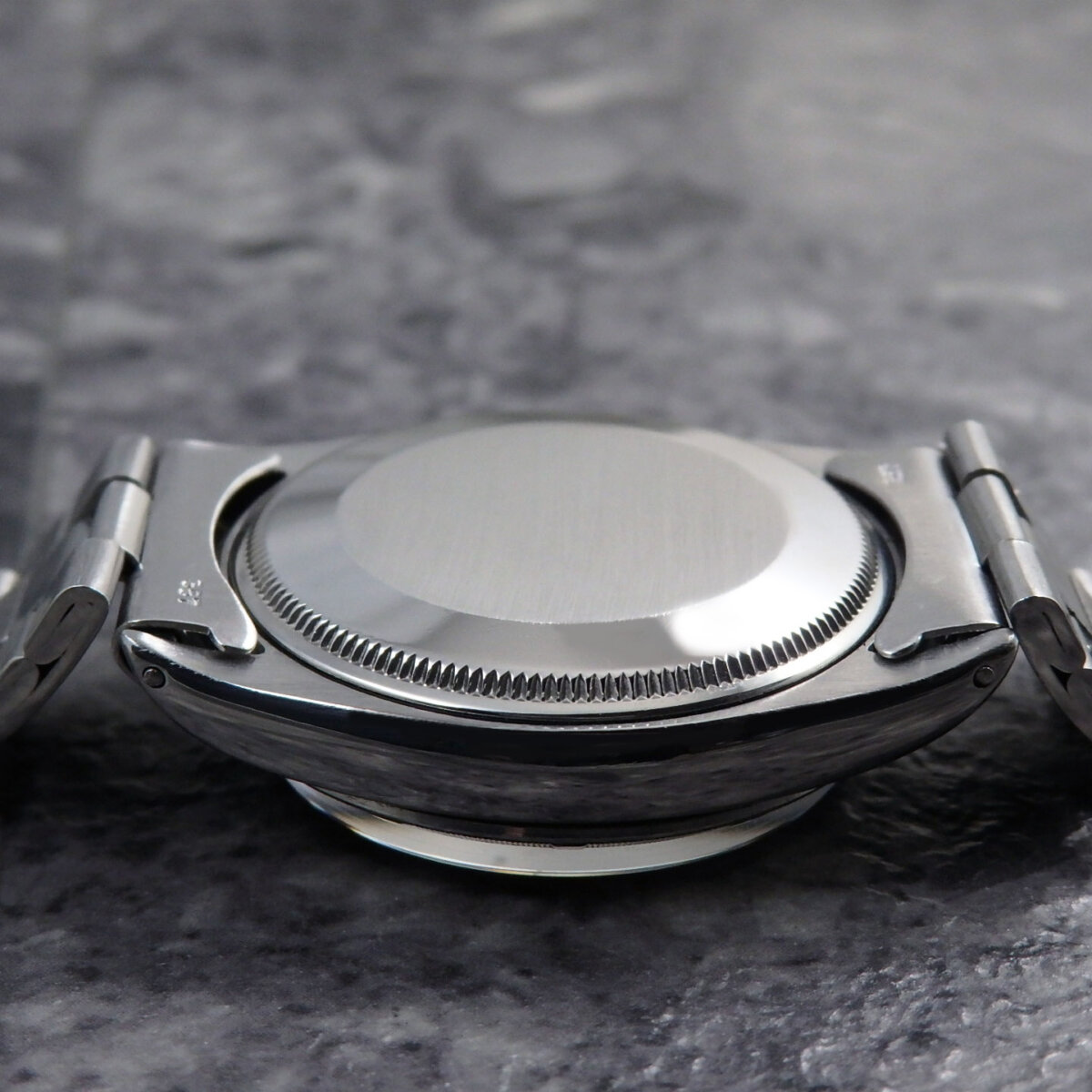 ロレックス オイスターパーペチュアル エンジンターンド 希少