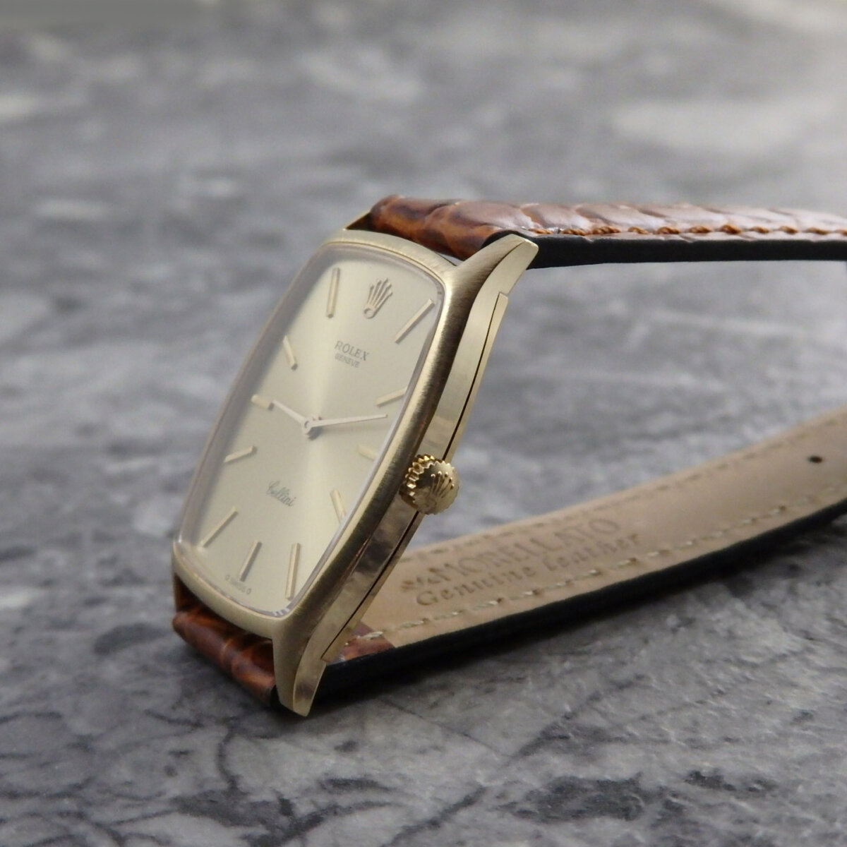 ロレックス チェリーニ Cellini 3807 トノー型ケース 18K YG ロレックス チェリーニ Cellini 3807 トノー型ケース 18K YG