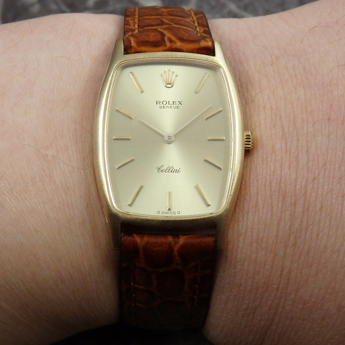 ロレックス チェリーニ Cellini 3807 トノー型ケース 18K YG