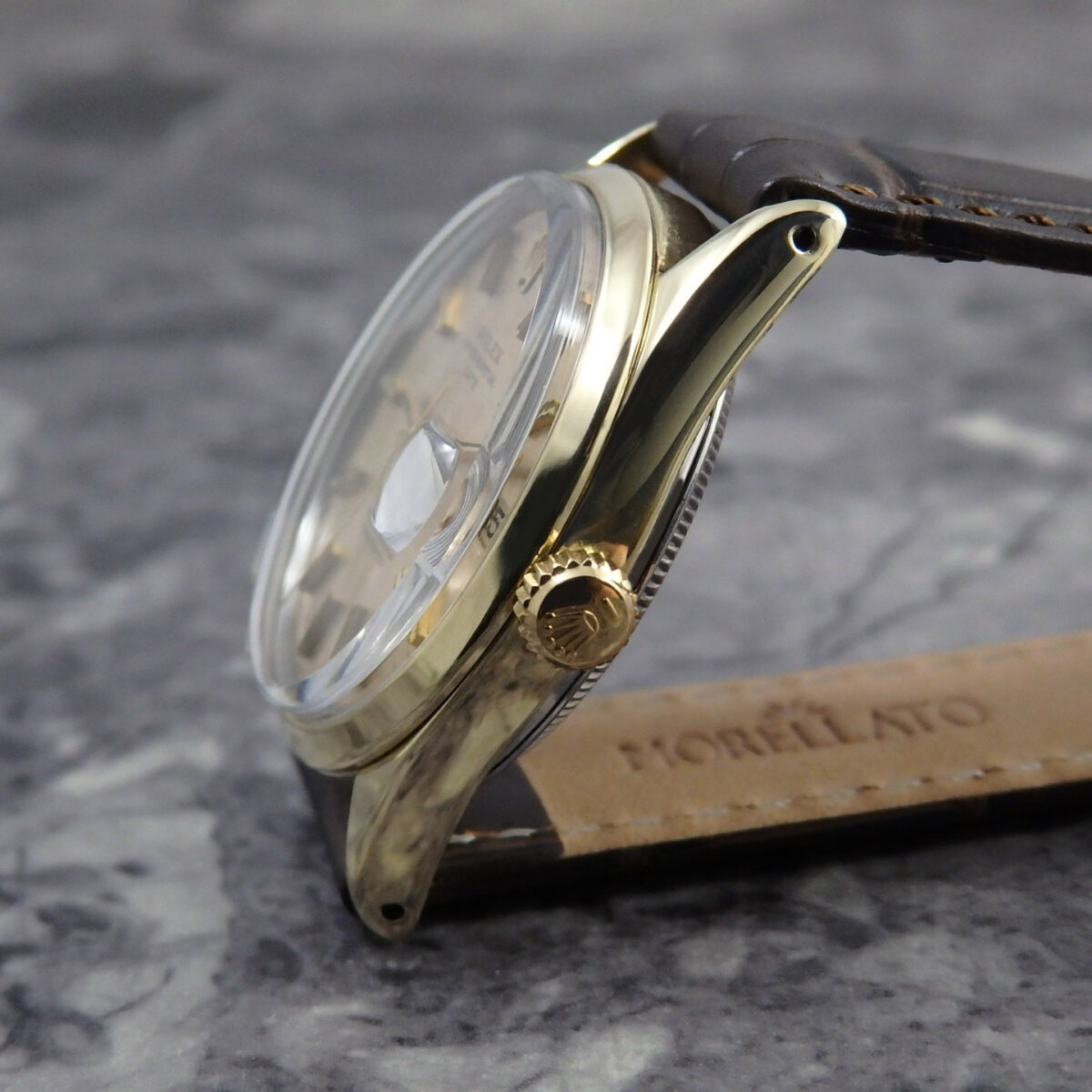 ROLEX オイスターパーペチュアルデイト Ref.1550 シャンパン