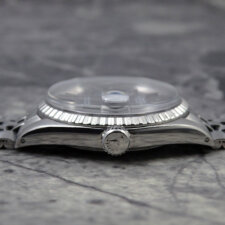 

                        ロレックス デイトジャスト 1603 希少 グレー シグマ ダイヤル:画像2
          
        