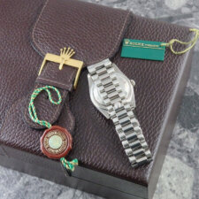 
                        ロレックス デイデイト Ref.18239 18金無垢ホワイトゴールド 1993年製 箱・ギャランティ・タグ:画像4
                  