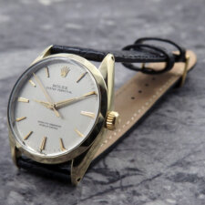 
                        ロレックス オイスター パーペチュアル トライアングルベゼル Ref.1025:画像1
                  