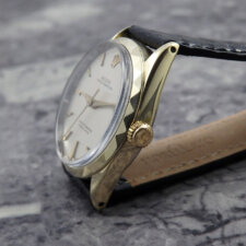 

                        ロレックス オイスター パーペチュアル トライアングルベゼル Ref.1025:画像2
          
        