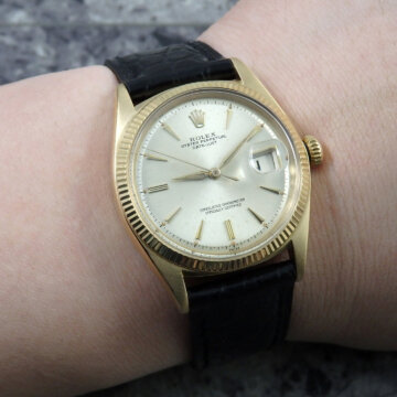 ROLEX デイトジャスト ヴィンテージウォッチ Ref.1601 YG 金無垢 イエローゴールド 希少 アルファハンド 自動巻き 試着イメージ