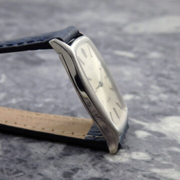 ロレックス チェリーニ トノー Ref.3807 ヴィンテージ 18金無垢 ホワイトゴールド 背面