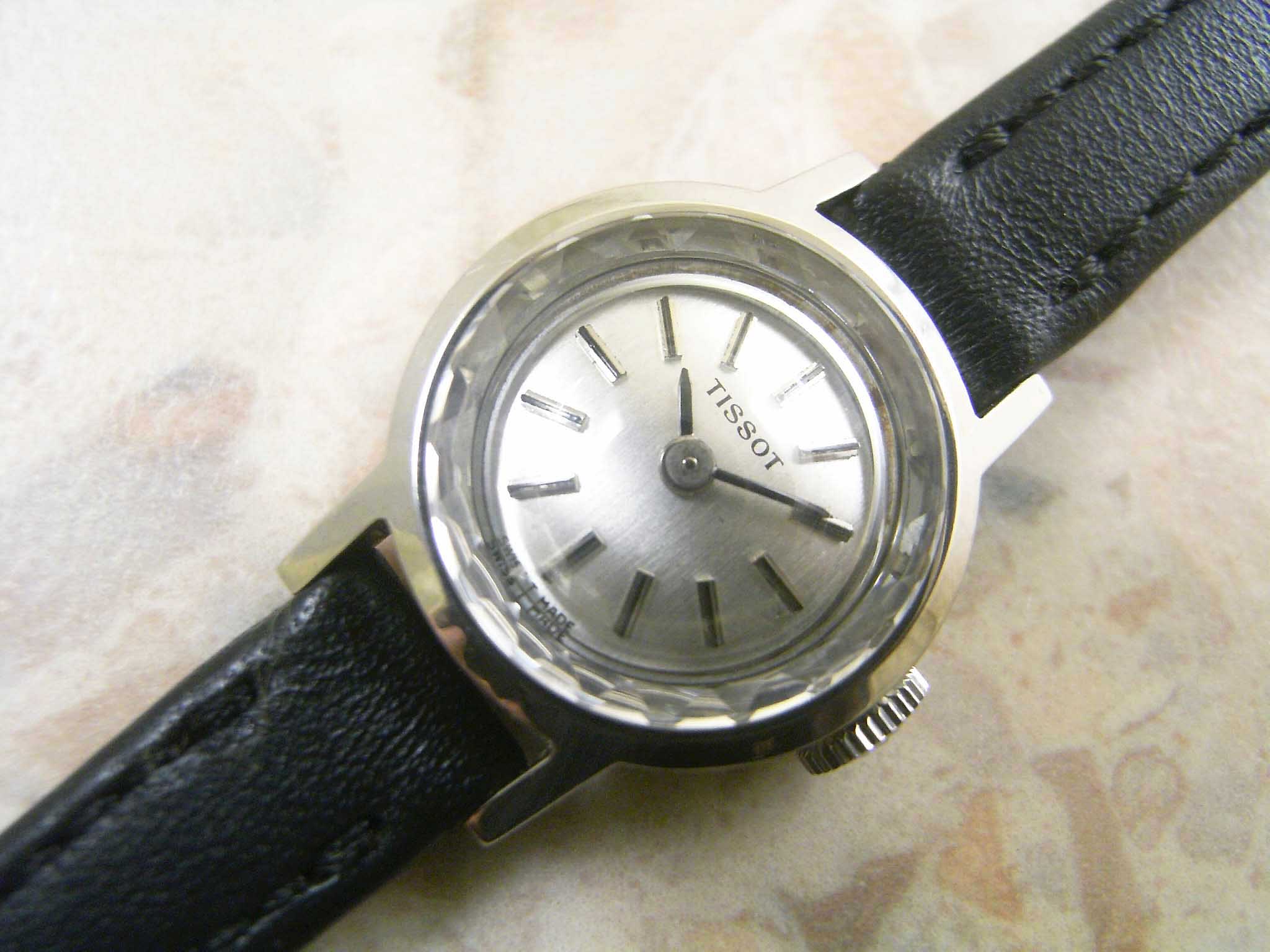 中古 超希少 TISSOT カットガラス シェル文字盤 手巻き tdh