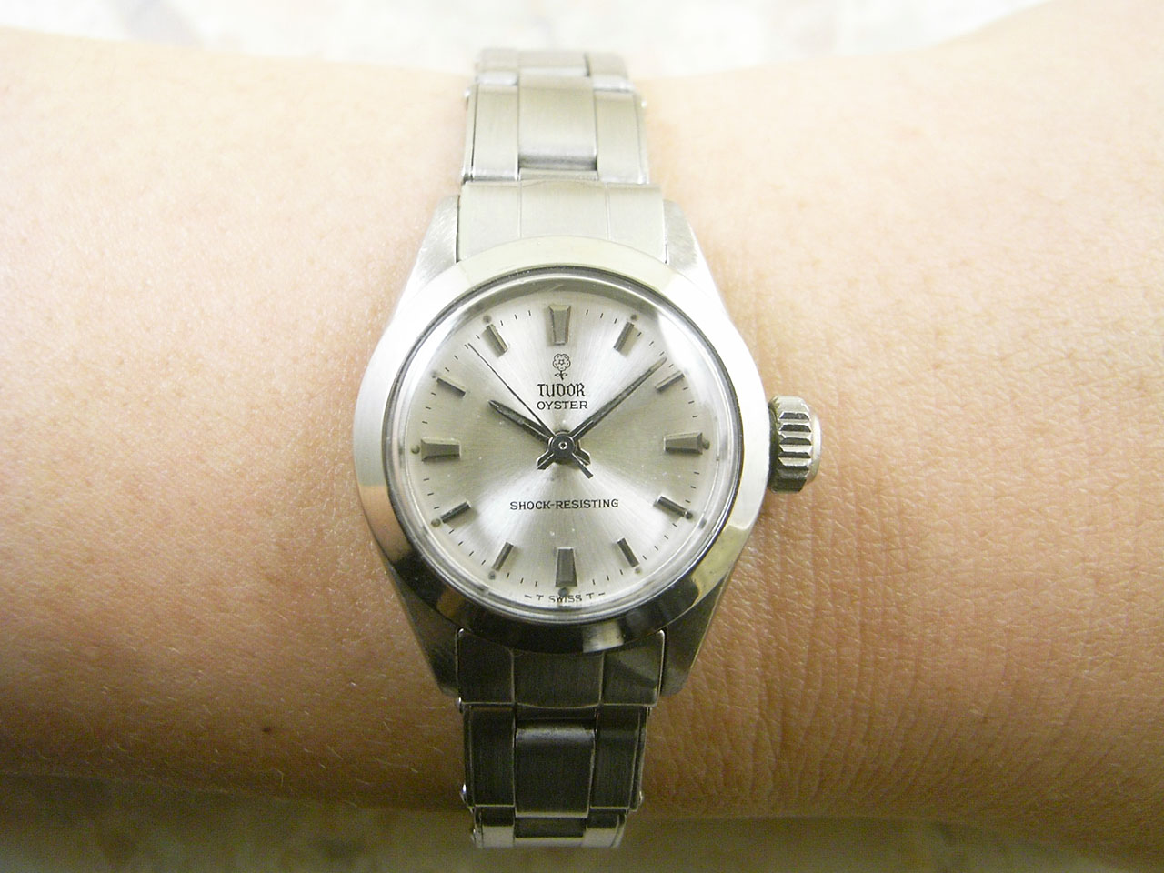 チュードル(TUDOR) オイスター 小バラ レディースサイズ アンティーク