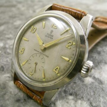 チュードル・TUDOR アンティーク オイスター 希少タイプ 飛びアラビア×クサビ スモセコ 正面全体