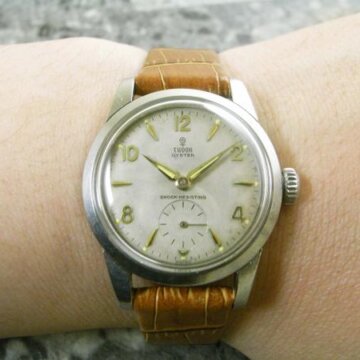 チュードル・TUDOR アンティーク オイスター 希少タイプ 飛びアラビア×クサビ スモセコ 背面