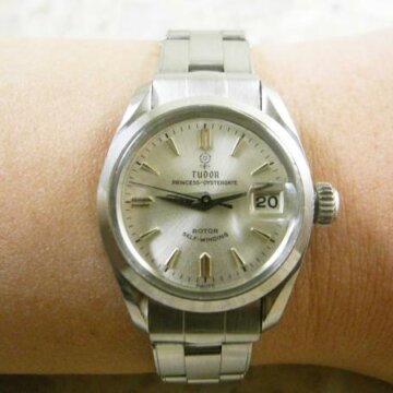 チュードル・TUDOR アンティーク レディース プリンセスオイスターデイト 希少 バタフライムーブ ツイストラグ ロレックス純正ブレス 背面