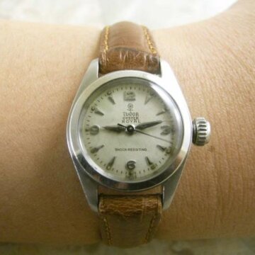 チュードル・TUDOR 女性用 アンティーク オイスタータイプ 希少 ロレックス＋（プラス）リューズ 背面