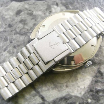 ユリス・ナルダン Ulysse Nardin  メンズ 自動巻き サテン文字盤 ブレス付 背面 ベルト