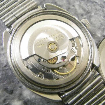 ユリス・ナルダン Ulysse Nardin  メンズ 自動巻き サテン文字盤 ブレス付 ムーブメント
