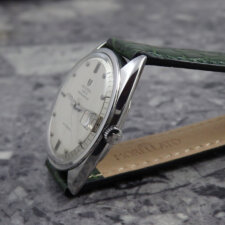 

                        ユニバーサル・ジュネーブ Universal Geneve ポールルーター 希少 Polerouter NS Cal.69:画像2
          
        