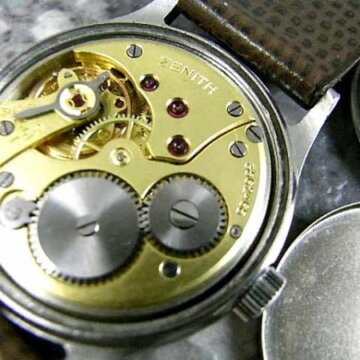 ゼニス 2トーンダイヤル スモールセコンド ミリタリーウォッチZENITH 背面